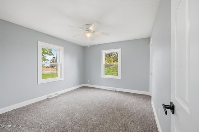 8040 Jerusalem Road, Oregon, OH 43616