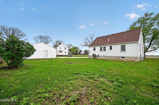 8040 Jerusalem Road, Oregon, OH 43616