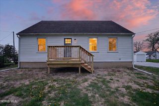 8040 Jerusalem Road, Oregon, OH 43616