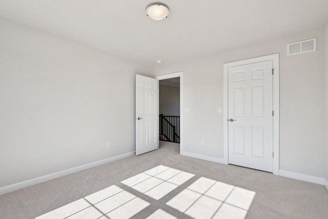 509 Barnum LANE, Delavan, WI 53115