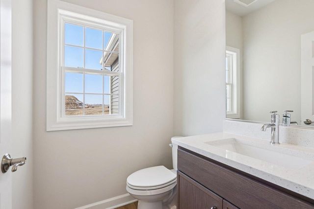 509 Barnum LANE, Delavan, WI 53115