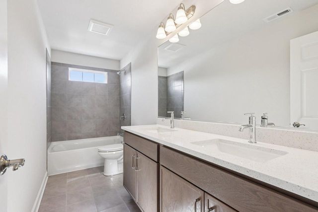 509 Barnum LANE, Delavan, WI 53115