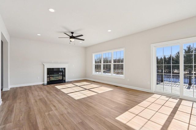 509 Barnum LANE, Delavan, WI 53115