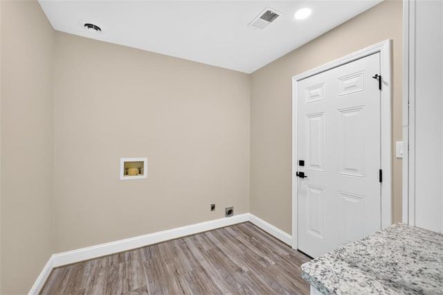 2637 Stone Drive SW, Lilburn, GA 30047