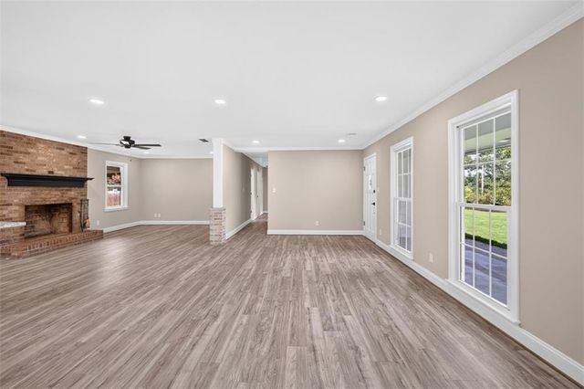 2637 Stone Drive SW, Lilburn, GA 30047
