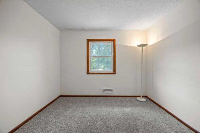 168 Linden Circle, Apple Valley, MN 55124