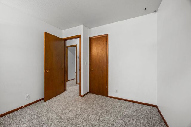 168 Linden Circle, Apple Valley, MN 55124