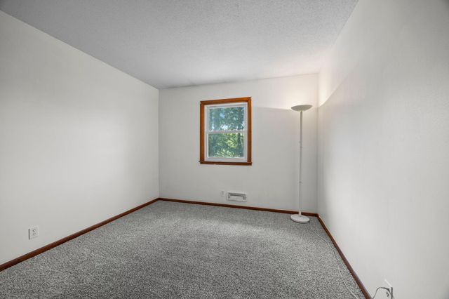 168 Linden Circle, Apple Valley, MN 55124