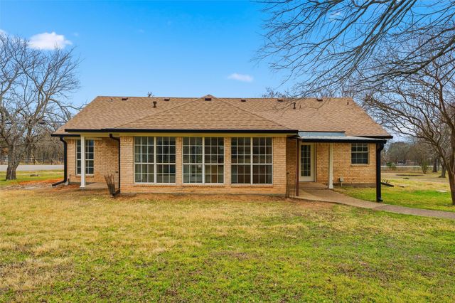 4524 Concord Road, Bellmead, TX 76705