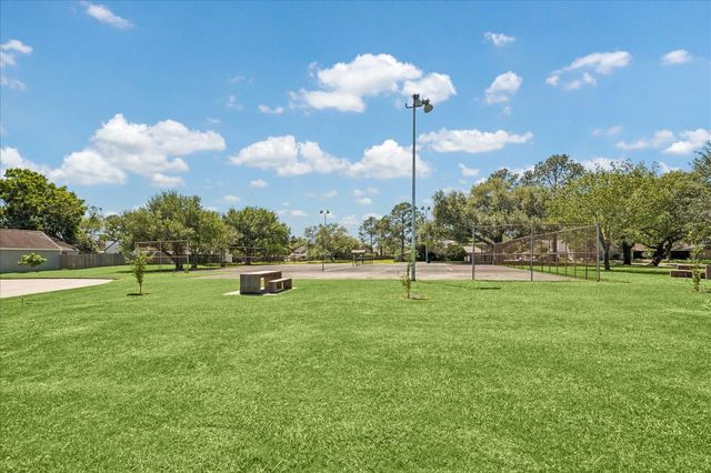 16707 Burwood Court, Houston, TX 77058