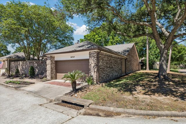 16707 Burwood Court, Houston, TX 77058