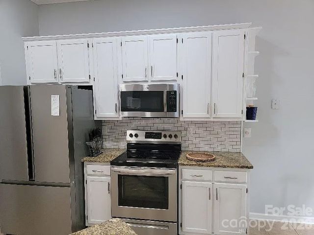 11632 Long Forest Drive, Charlotte, NC 28269
