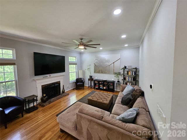 11632 Long Forest Drive, Charlotte, NC 28269