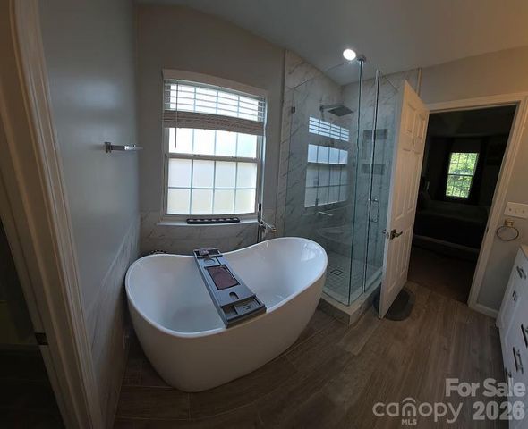 11632 Long Forest Drive, Charlotte, NC 28269