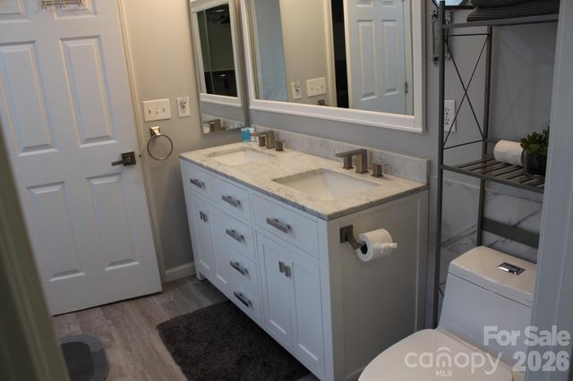 11632 Long Forest Drive, Charlotte, NC 28269