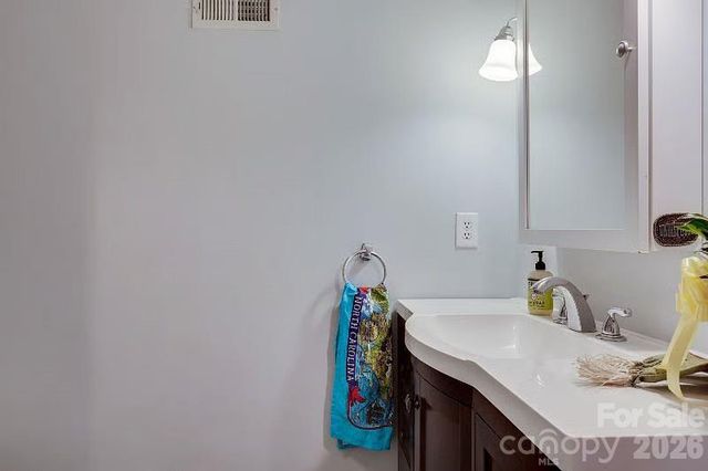 11632 Long Forest Drive, Charlotte, NC 28269