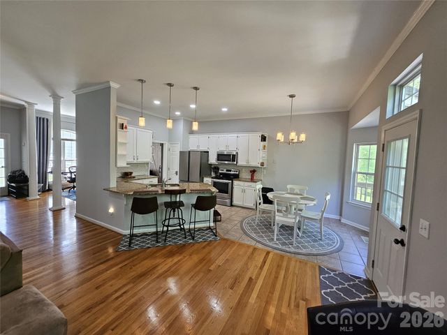 11632 Long Forest Drive, Charlotte, NC 28269