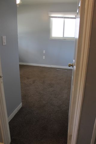 22020 Sunset Boulevard, Oak Park, MI 48237