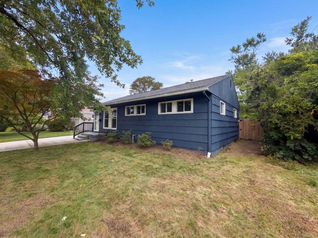 2590 Swansea Road, Upper Arlington, OH 43221