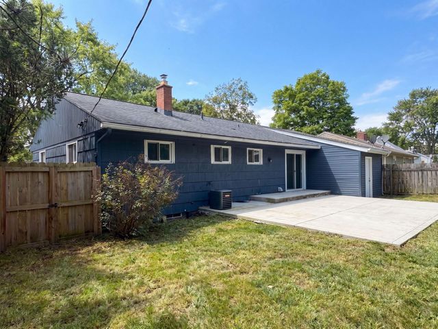 2590 Swansea Road, Upper Arlington, OH 43221