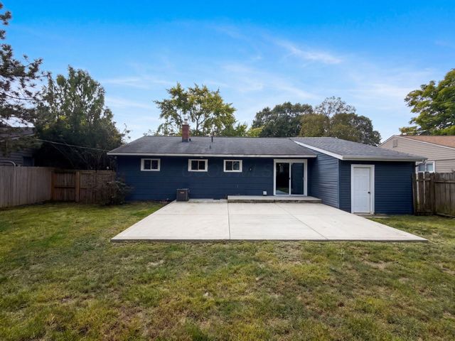 2590 Swansea Road, Upper Arlington, OH 43221