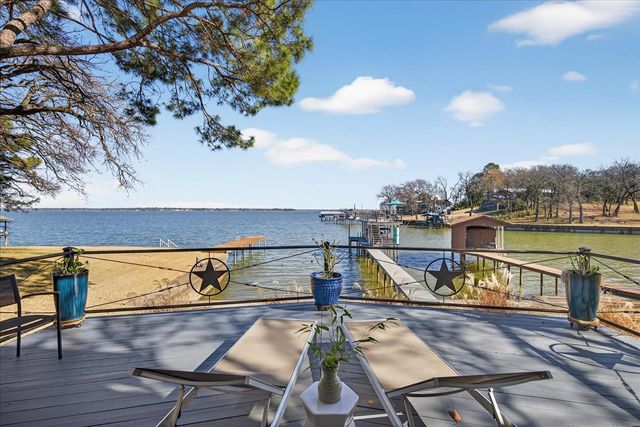 353 Winding Shore Drive, Tool, TX 75143