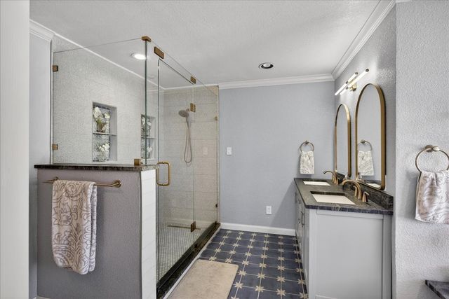 353 Winding Shore Drive, Tool, TX 75143