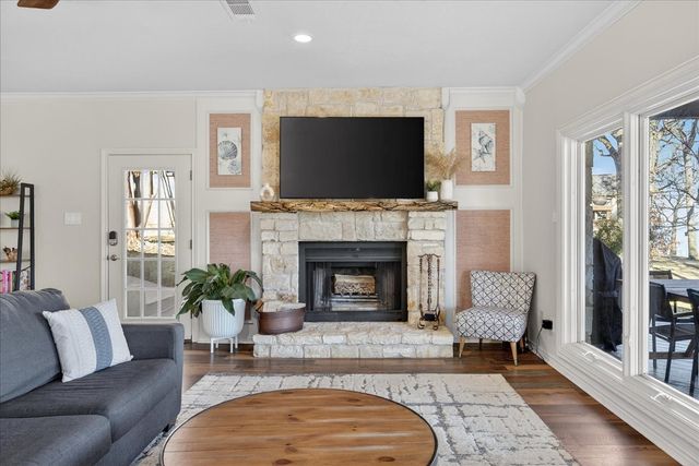 353 Winding Shore Drive, Tool, TX 75143