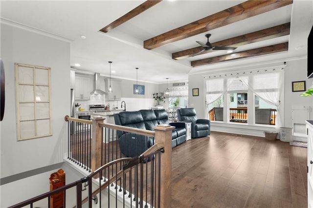 1102 NW Aspen Court, Grain Valley, MO 64029