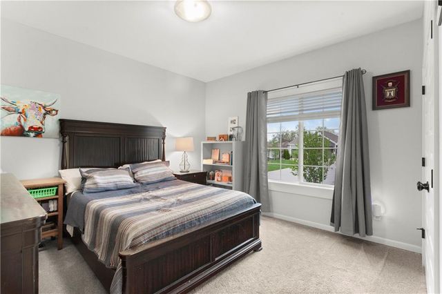 1102 NW Aspen Court, Grain Valley, MO 64029