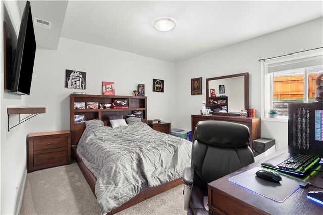 1102 NW Aspen Court, Grain Valley, MO 64029