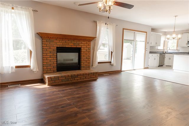 3069 W Castle Circle NW, Massillon, OH 44647