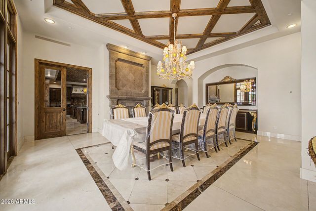6525 N LOST DUTCHMAN Drive, Paradise Valley, AZ 85253