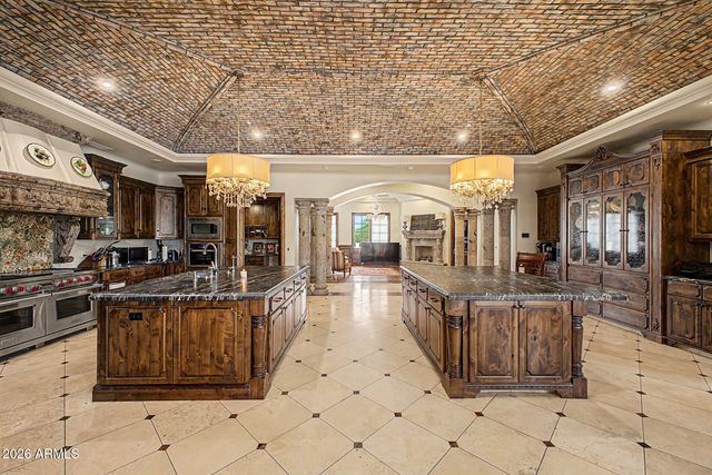6525 N LOST DUTCHMAN Drive, Paradise Valley, AZ 85253