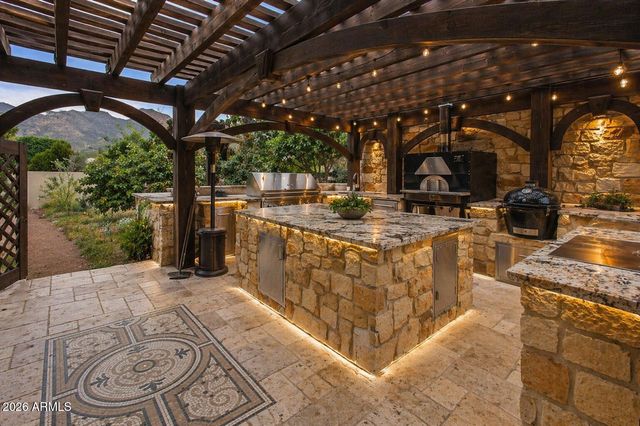 6525 N LOST DUTCHMAN Drive, Paradise Valley, AZ 85253