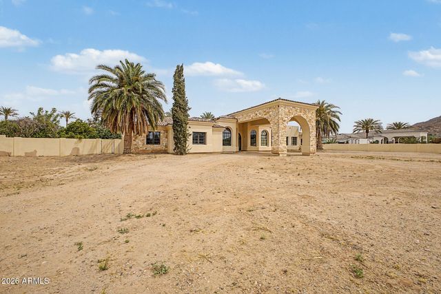 6525 N LOST DUTCHMAN Drive, Paradise Valley, AZ 85253
