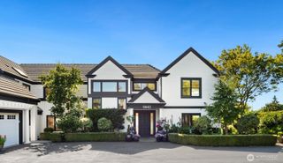 8443 NE 6th Street, Medina, WA 98039