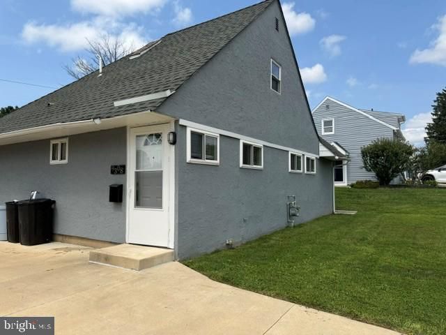 9308 TREATY RD, Philadelphia, PA 19114