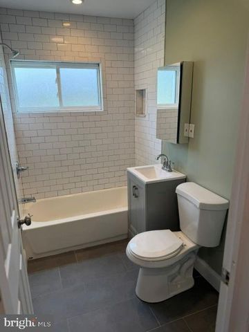 9308 TREATY RD, Philadelphia, PA 19114