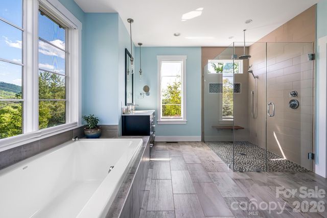 96 Gibson Road, Asheville, NC 28804