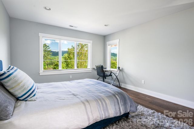 96 Gibson Road, Asheville, NC 28804