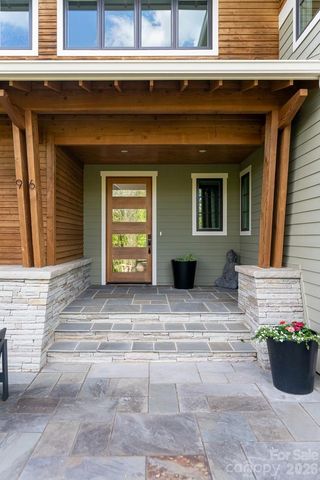 96 Gibson Road, Asheville, NC 28804