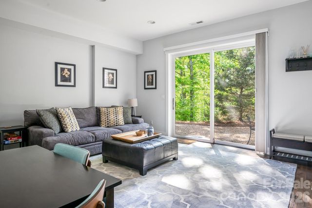 96 Gibson Road, Asheville, NC 28804