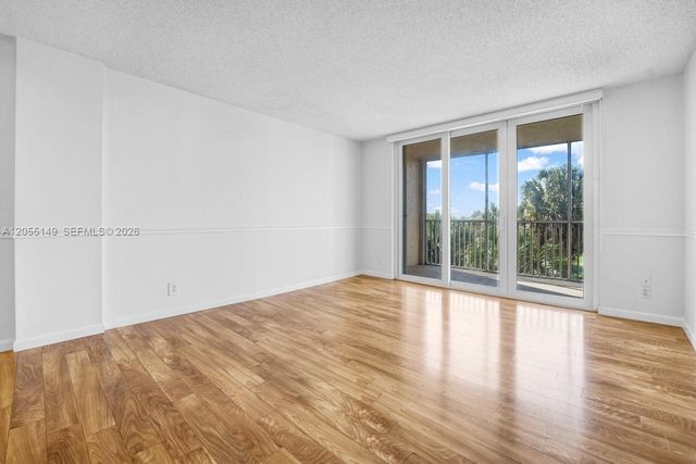 250 Jacaranda Dr 508, Plantation, FL 33324