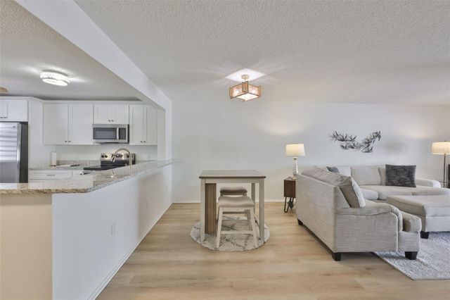 597 LAKESIDE DRIVE 597, Bradenton, FL 34210