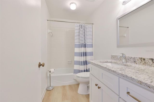 597 LAKESIDE DRIVE 597, Bradenton, FL 34210