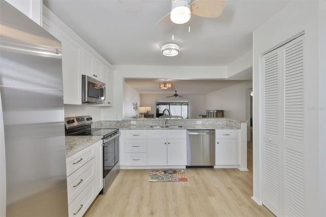 597 LAKESIDE DRIVE 597, Bradenton, FL 34210