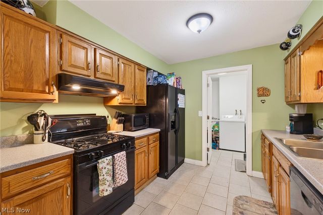 7519 Miami Road, Mentor On The Lake, OH 44060