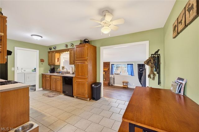 7519 Miami Road, Mentor On The Lake, OH 44060