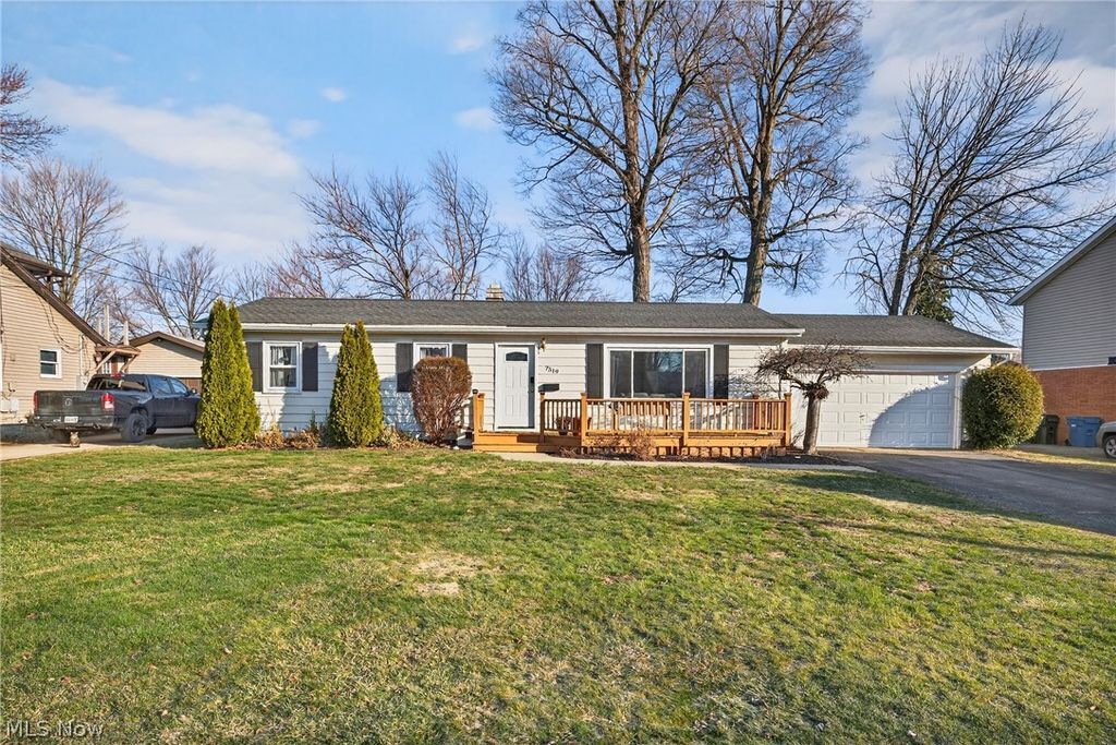 7519 Miami Road, Mentor On The Lake, OH 44060